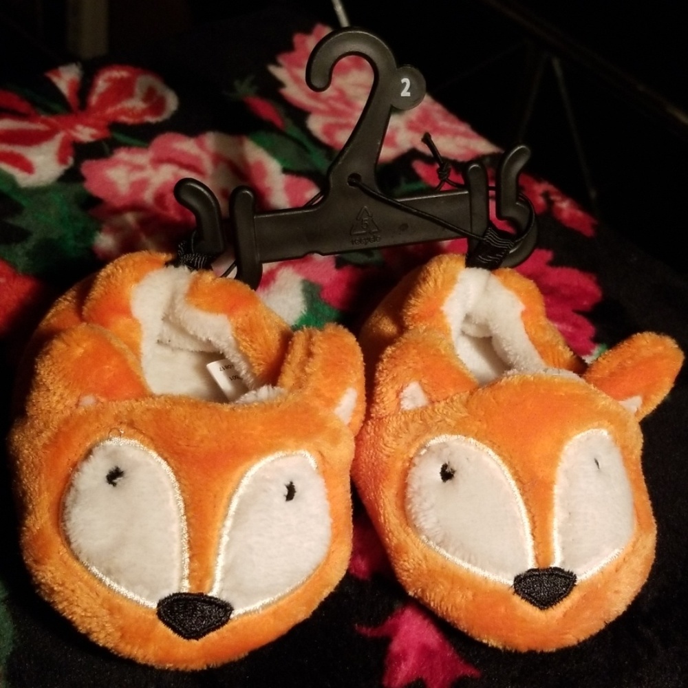 Fox Baby Slippers NWOT